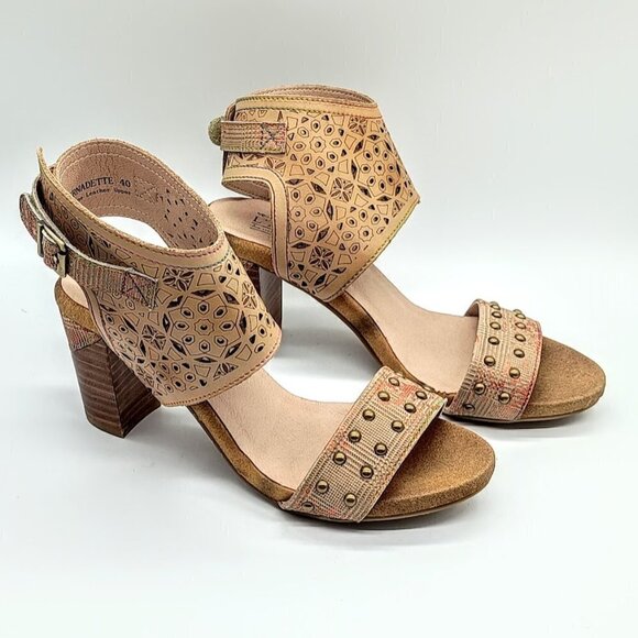 L'Artiste Spring Step Bernadette Leather Studded Sandals 40 - Picture 4 of 9